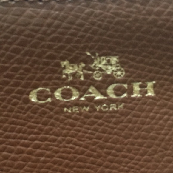 SOLD authentic coach wristlet phone wallet - Picture 2 of 4